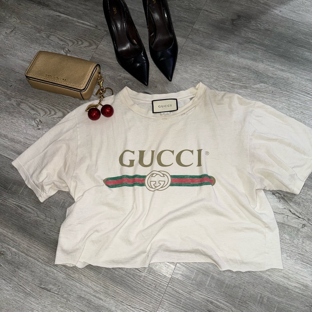 Gucci White Cropped Logo Tee with Green-Red Stripe